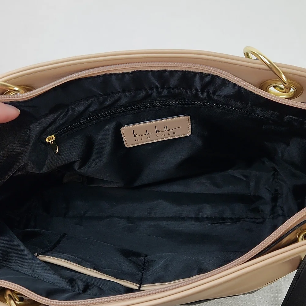 Nicole Miller vegan signature bag. Size 13 X 9